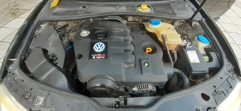 VW Passat 1.9 TDI, снимка 13 - Автомобили и джипове - 52651300