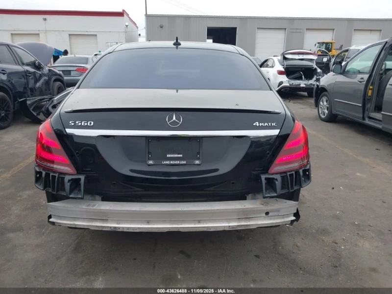Mercedes-Benz S 560 * 4MATIC * CARFAX * БЕЗ ПЪРВОНАЧАЛНА ВНОСКА, снимка 17 - Автомобили и джипове - 52624765
