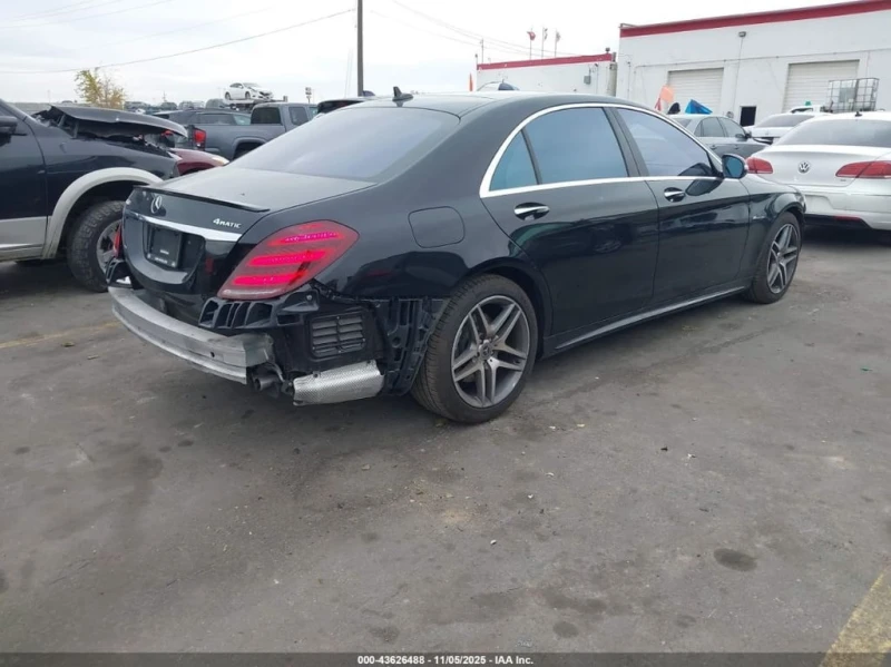 Mercedes-Benz S 560 * 4MATIC * CARFAX * БЕЗ ПЪРВОНАЧАЛНА ВНОСКА, снимка 4 - Автомобили и джипове - 52624765
