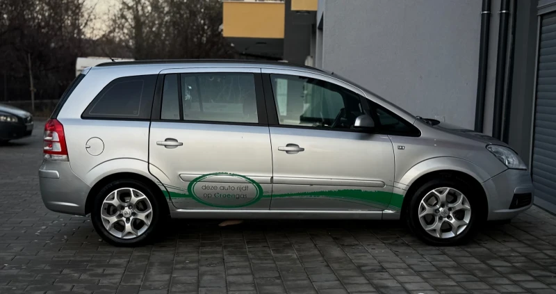 Opel Zafira 6+ 1 CNG, снимка 8 - Автомобили и джипове - 52881606