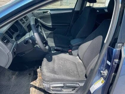 VW Jetta 1.4T Trendline Plus FWD АвтоКредит  (ЦЕНА ДО БГ), снимка 5 - Автомобили и джипове - 54655595