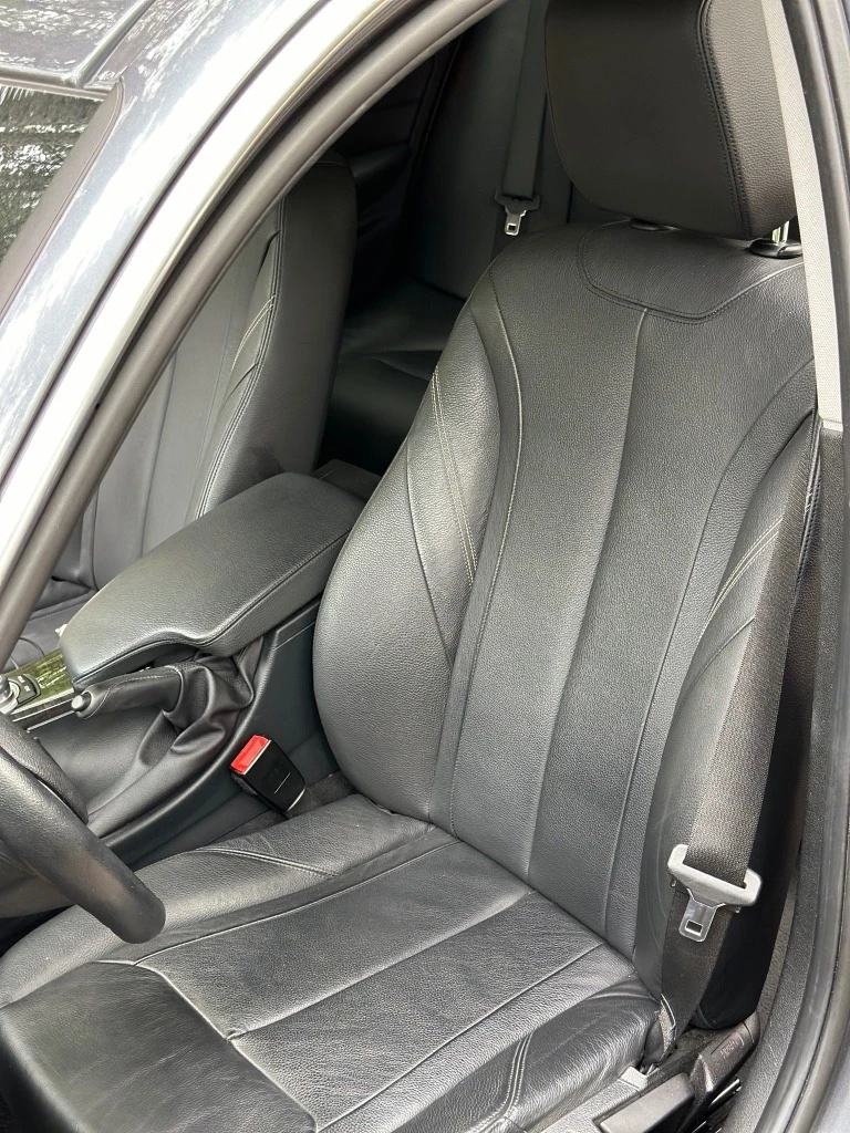 BMW 320 Luxury Line, снимка 14 - Автомобили и джипове - 55072296
