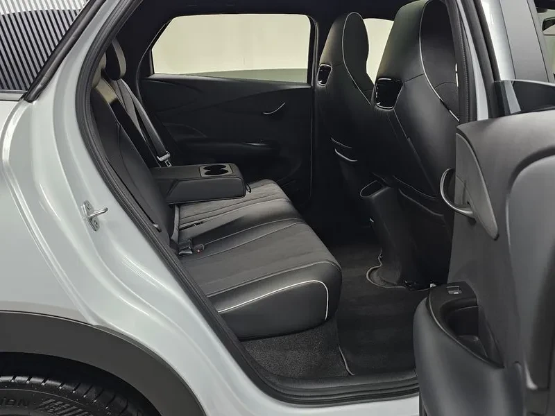 BYD Dolphin САМО 30% АВАНС, снимка 10 - Автомобили и джипове - 56223371
