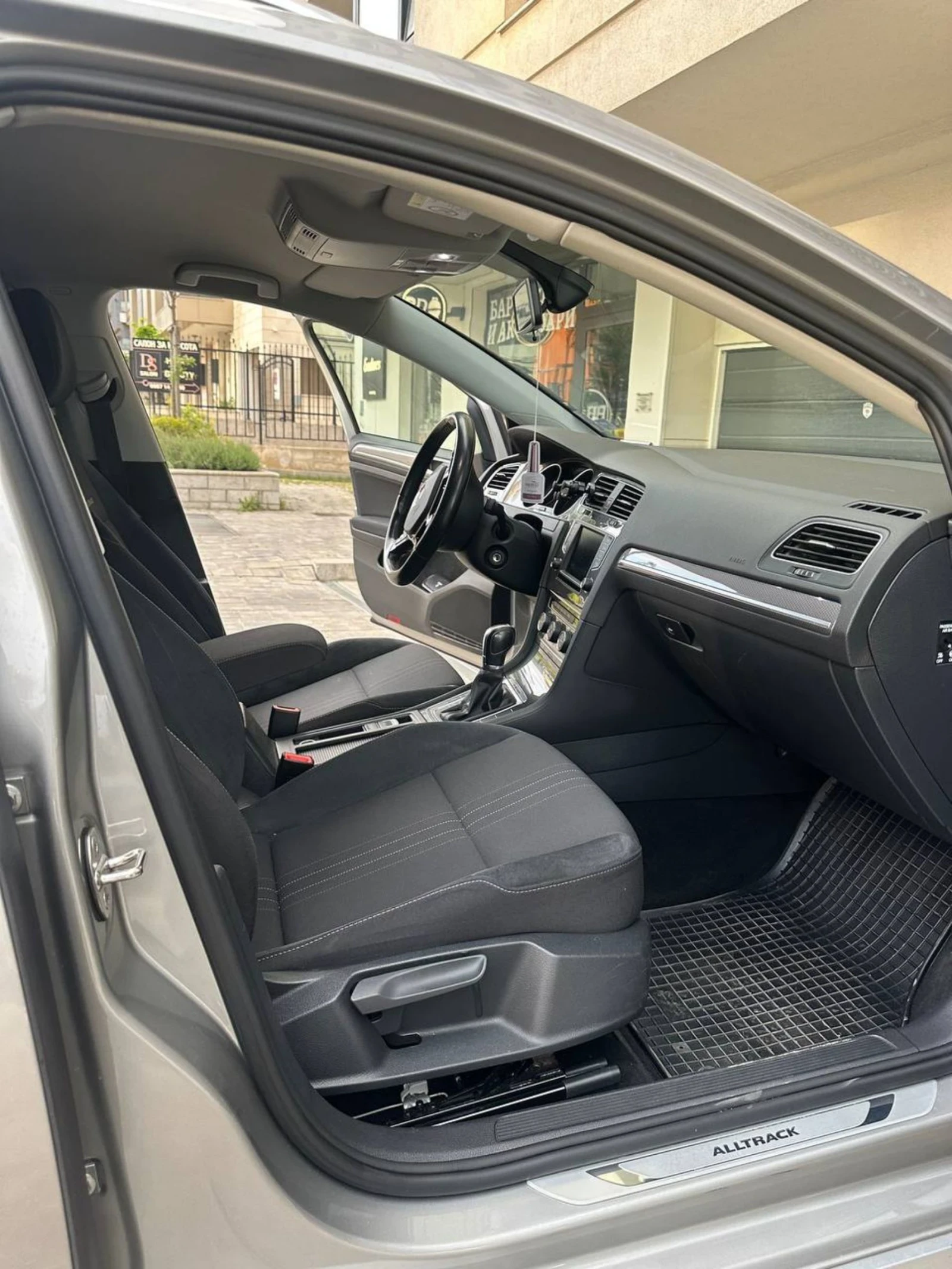 VW Golf Alltrack - изображение 9