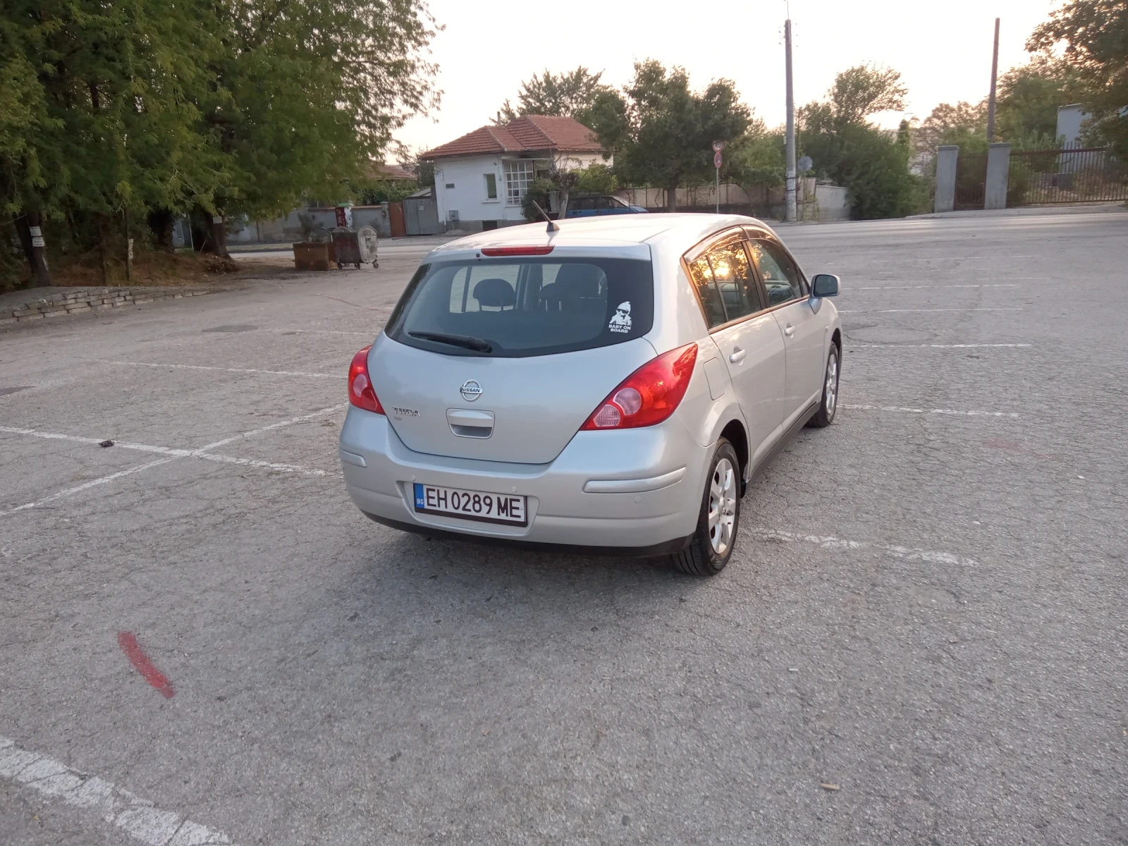 Nissan Tiida  - изображение 4