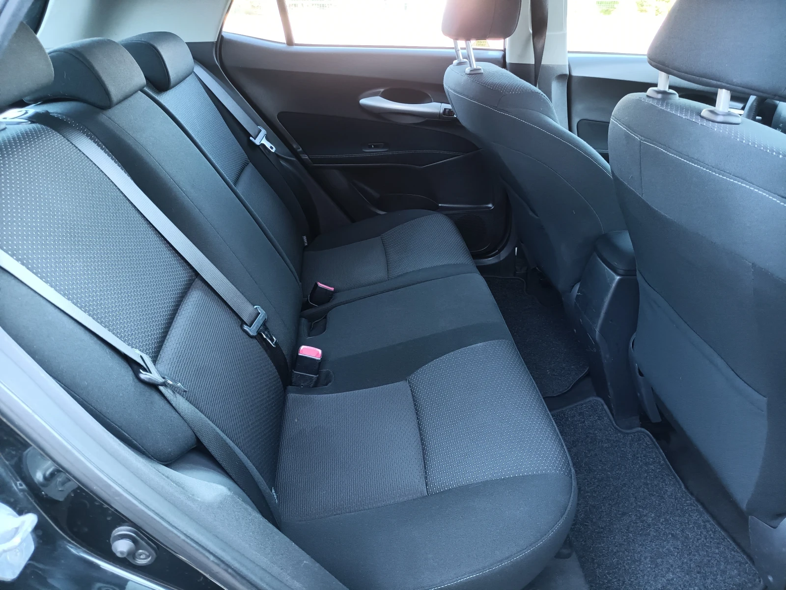 Toyota Auris 1.4 90 2012.11 | Mobile.bg   13