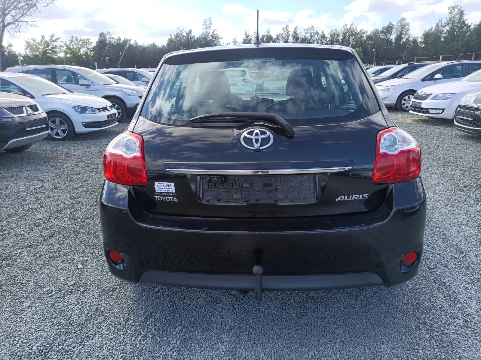 Toyota Auris 1.4 90 2012.11м - изображение 6