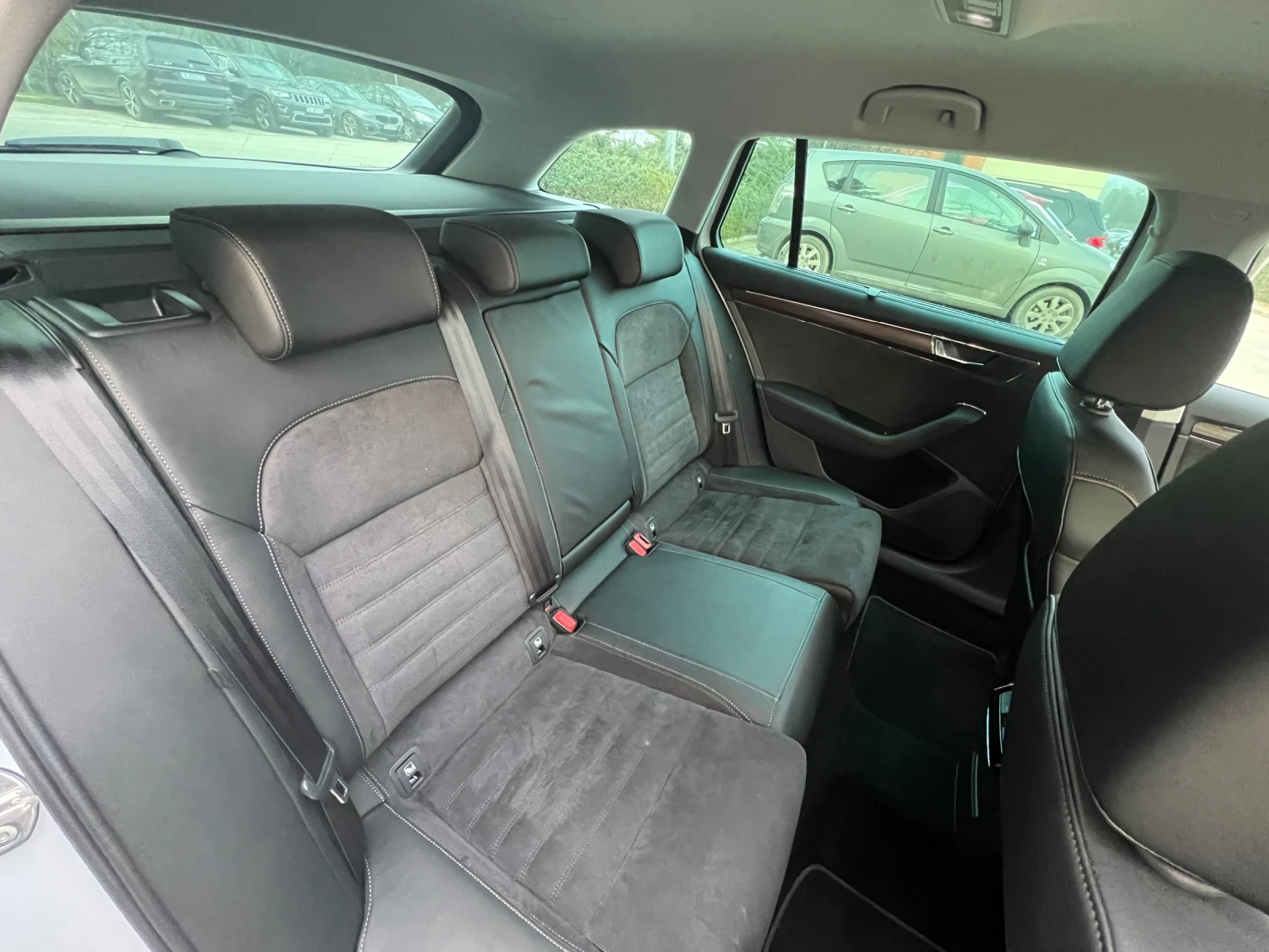 Skoda Superb Scout - изображение 10