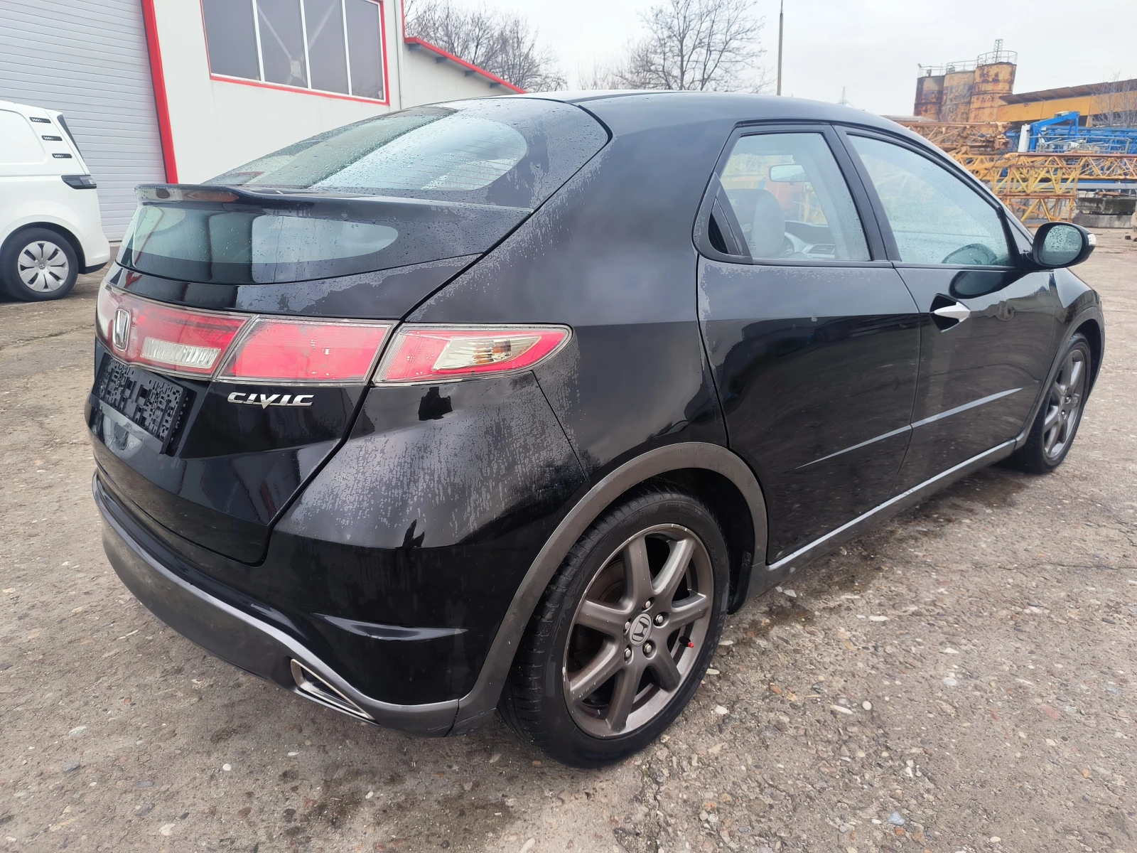 Honda Civic 1, 4 I LPG, снимка 6 - Автомобили и джипове - 53899105