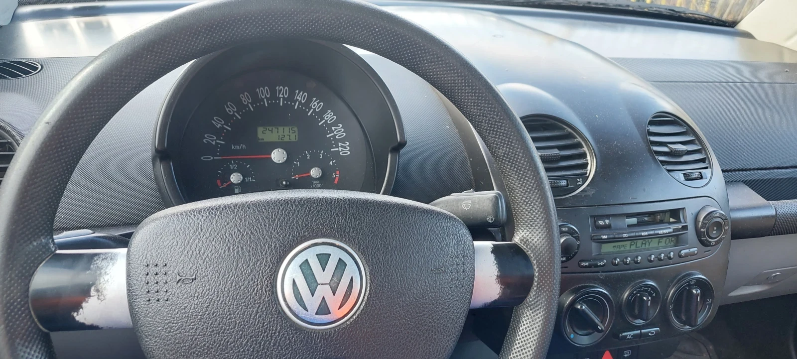 VW New beetle, снимка 3 - Автомобили и джипове - 53908454