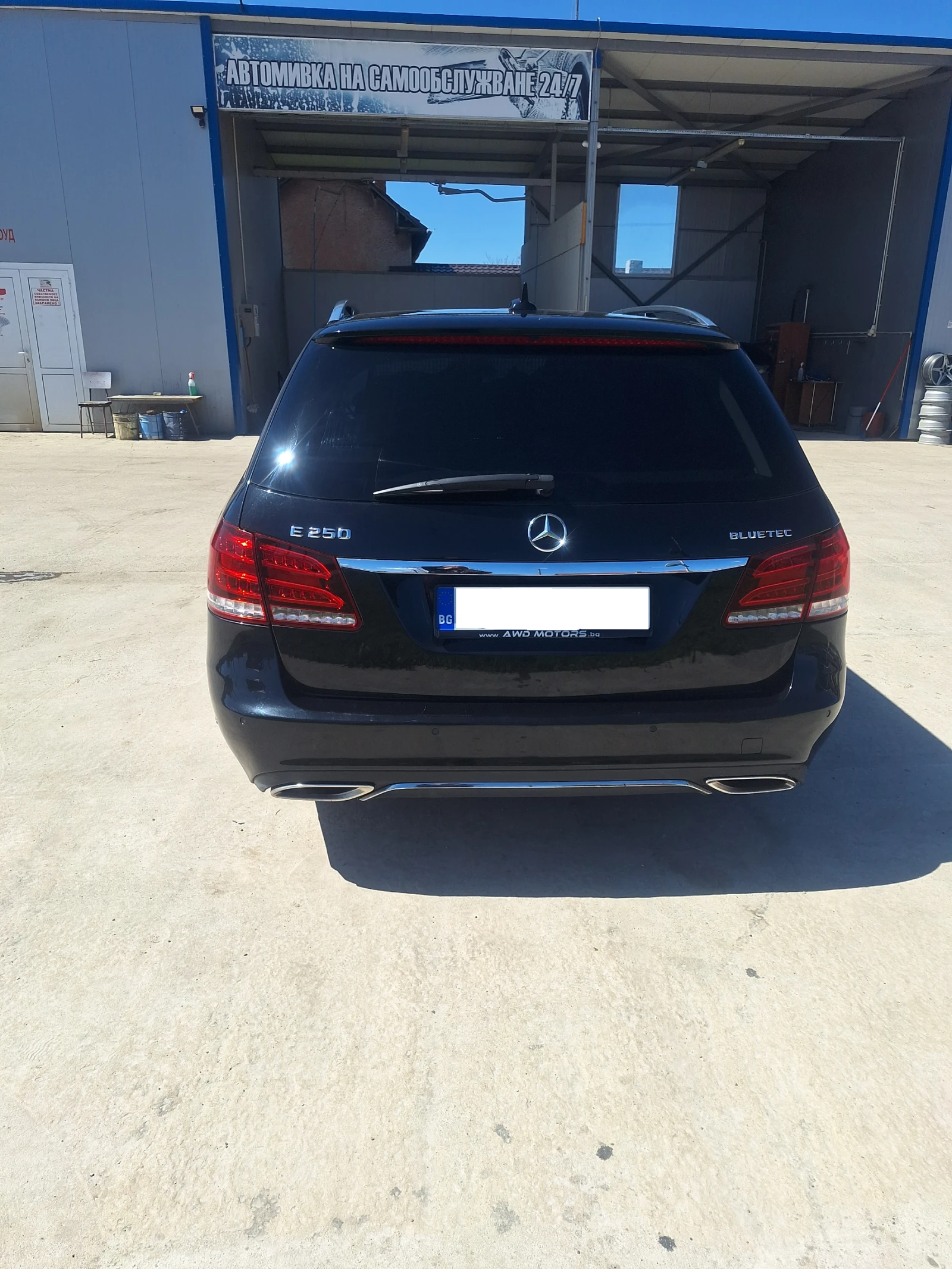 Mercedes-Benz E 250 4 MATIC, снимка 4 - Автомобили и джипове - 54340002