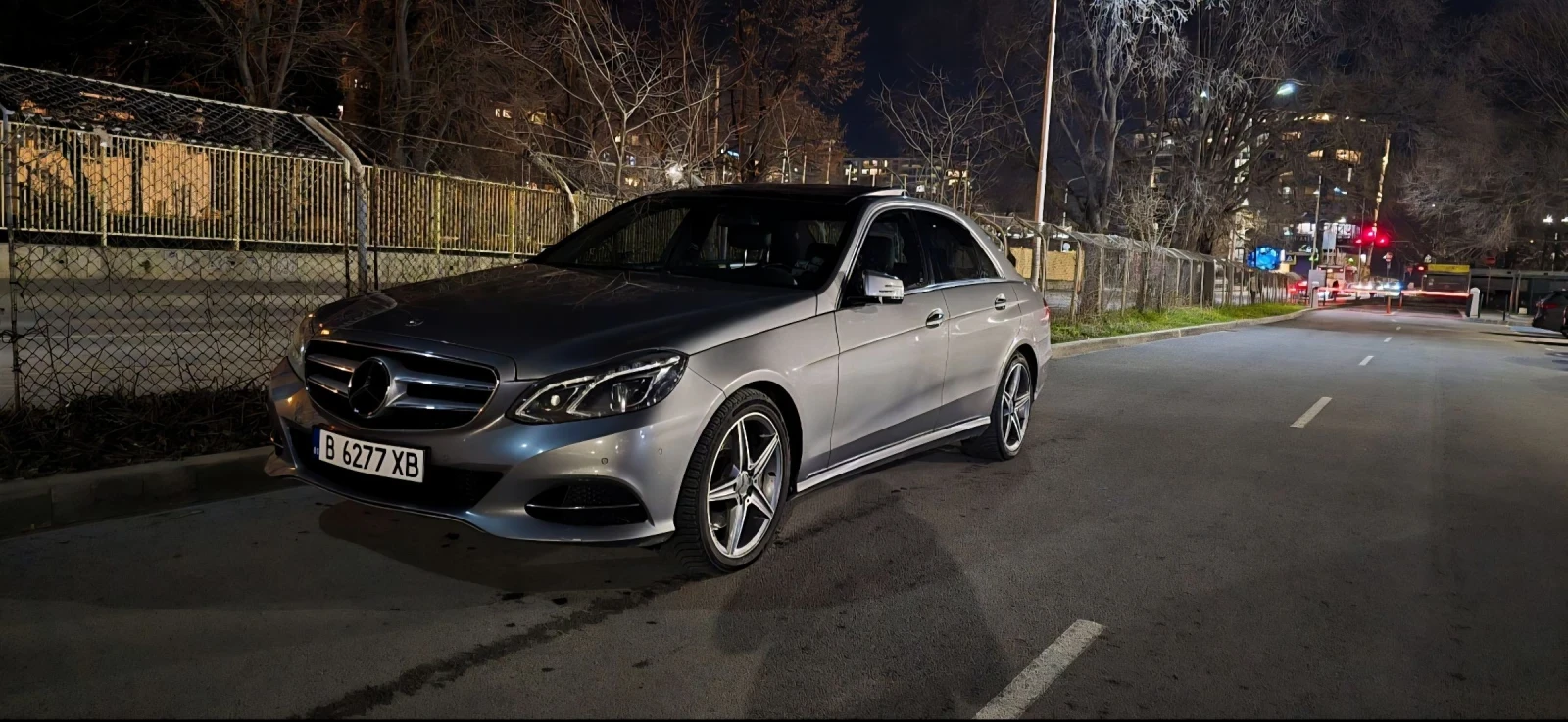 Mercedes-Benz E 350, снимка 3 - Автомобили и джипове - 54382472