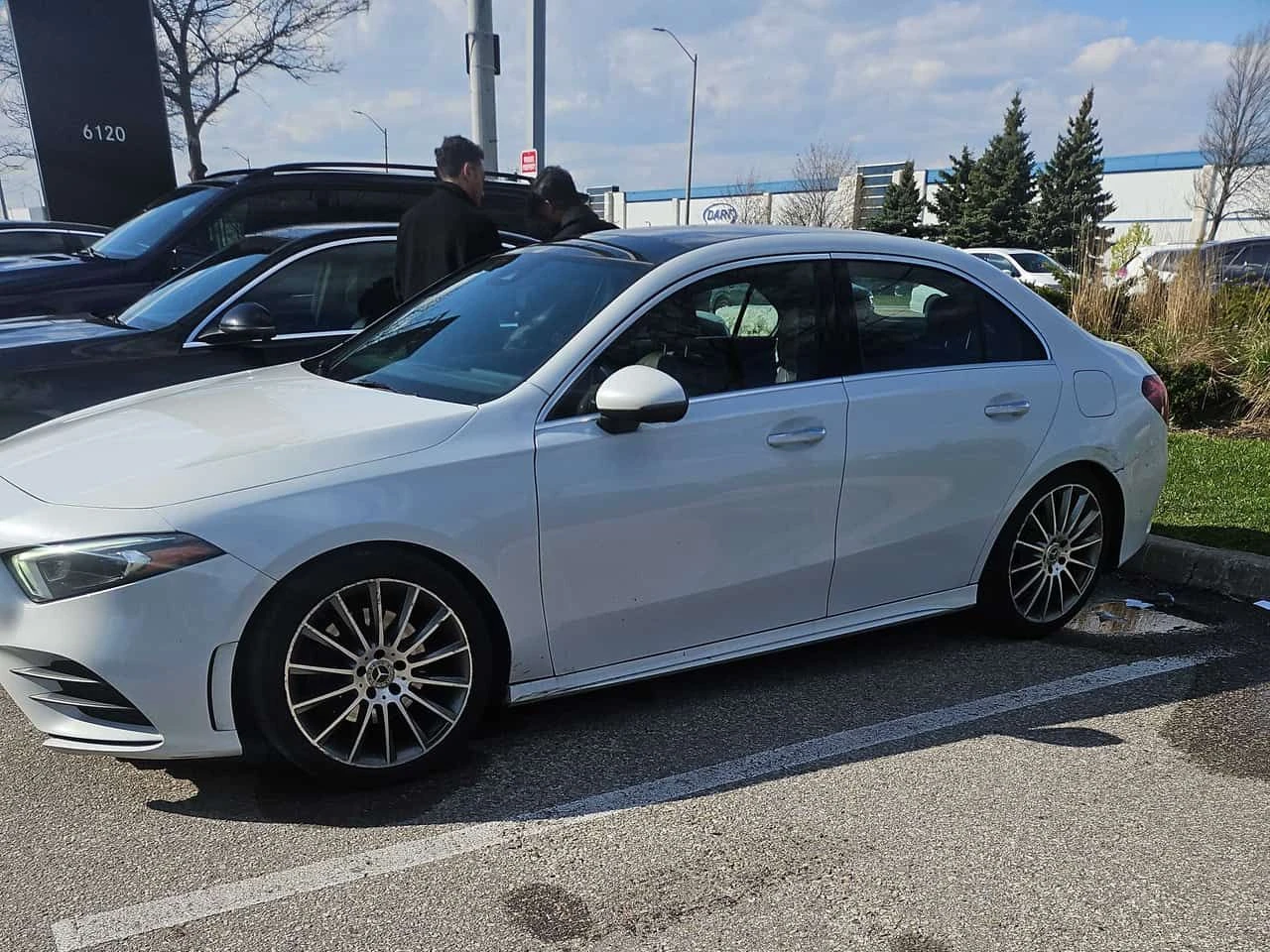 Mercedes-Benz A 220 * CARFAX * БЕЗ ПЪРВОНАЧАЛНА ВНОСКА, снимка 13 - Автомобили и джипове - 54480242