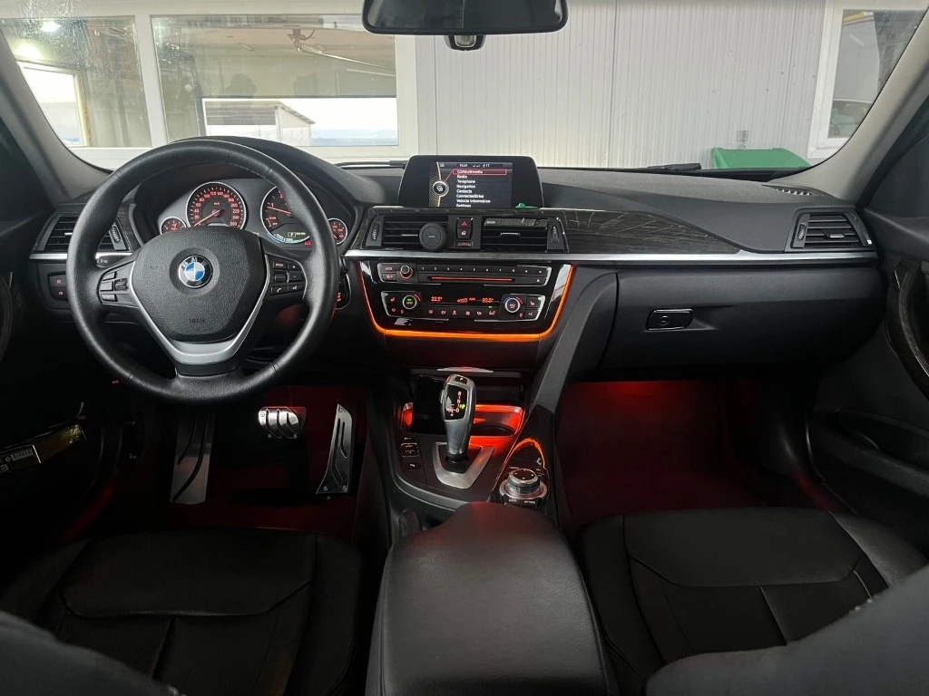 BMW 320 Luxury Line, снимка 13 - Автомобили и джипове - 55072296