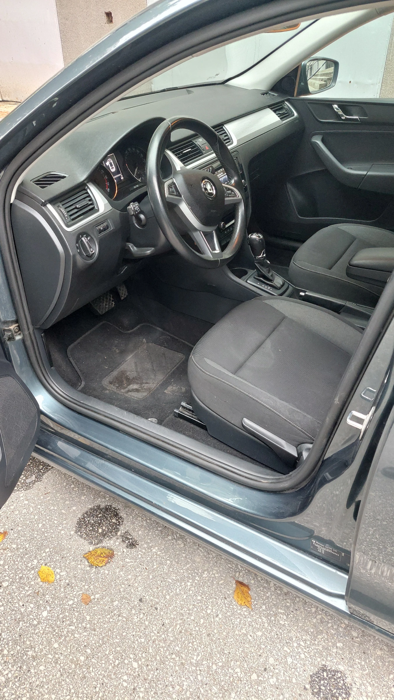 Skoda Rapid 1.4, снимка 7 - Автомобили и джипове - 55797823