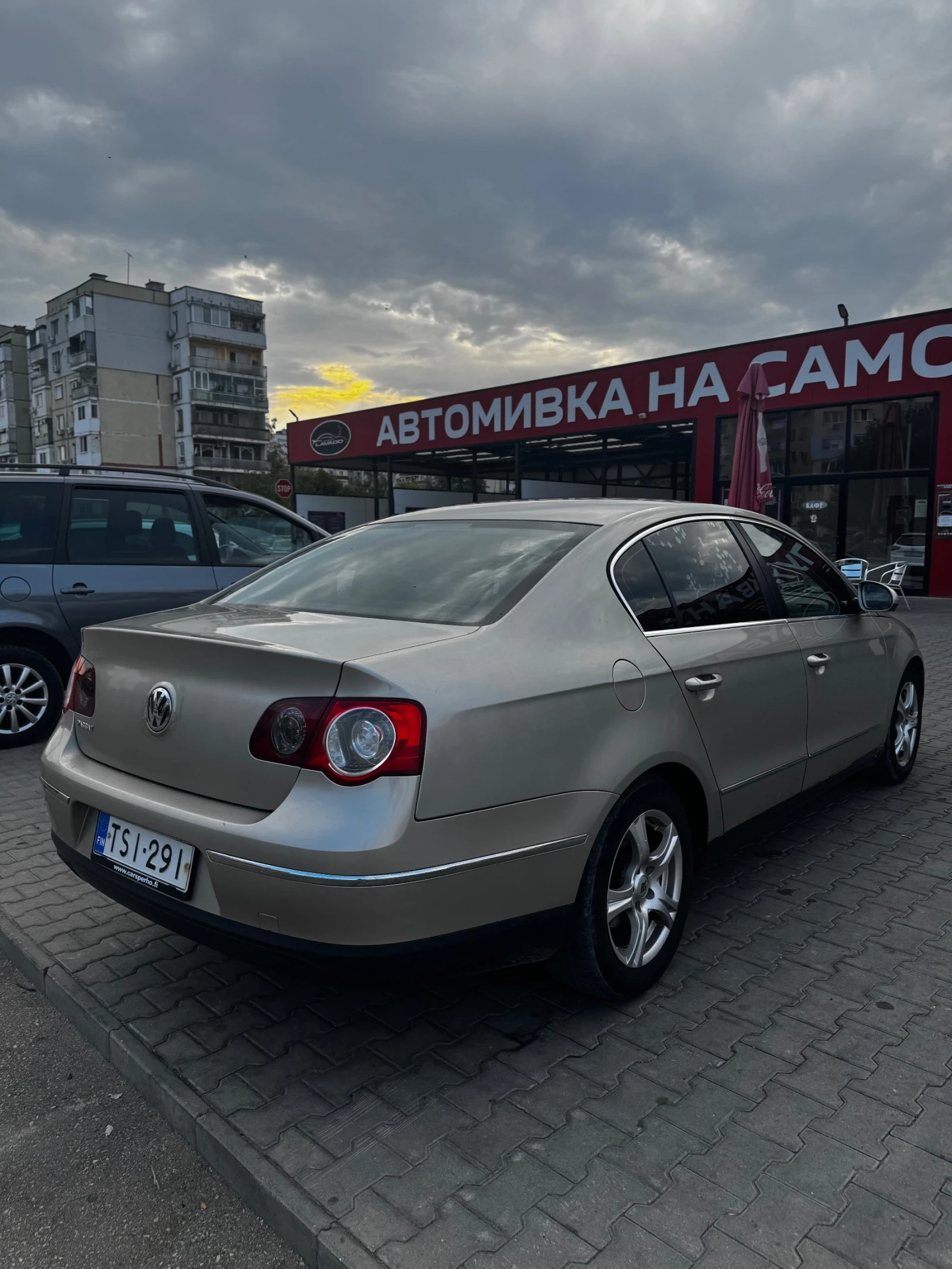 VW Passat 1.9TDI 105hp, снимка 4 - Автомобили и джипове - 55805414