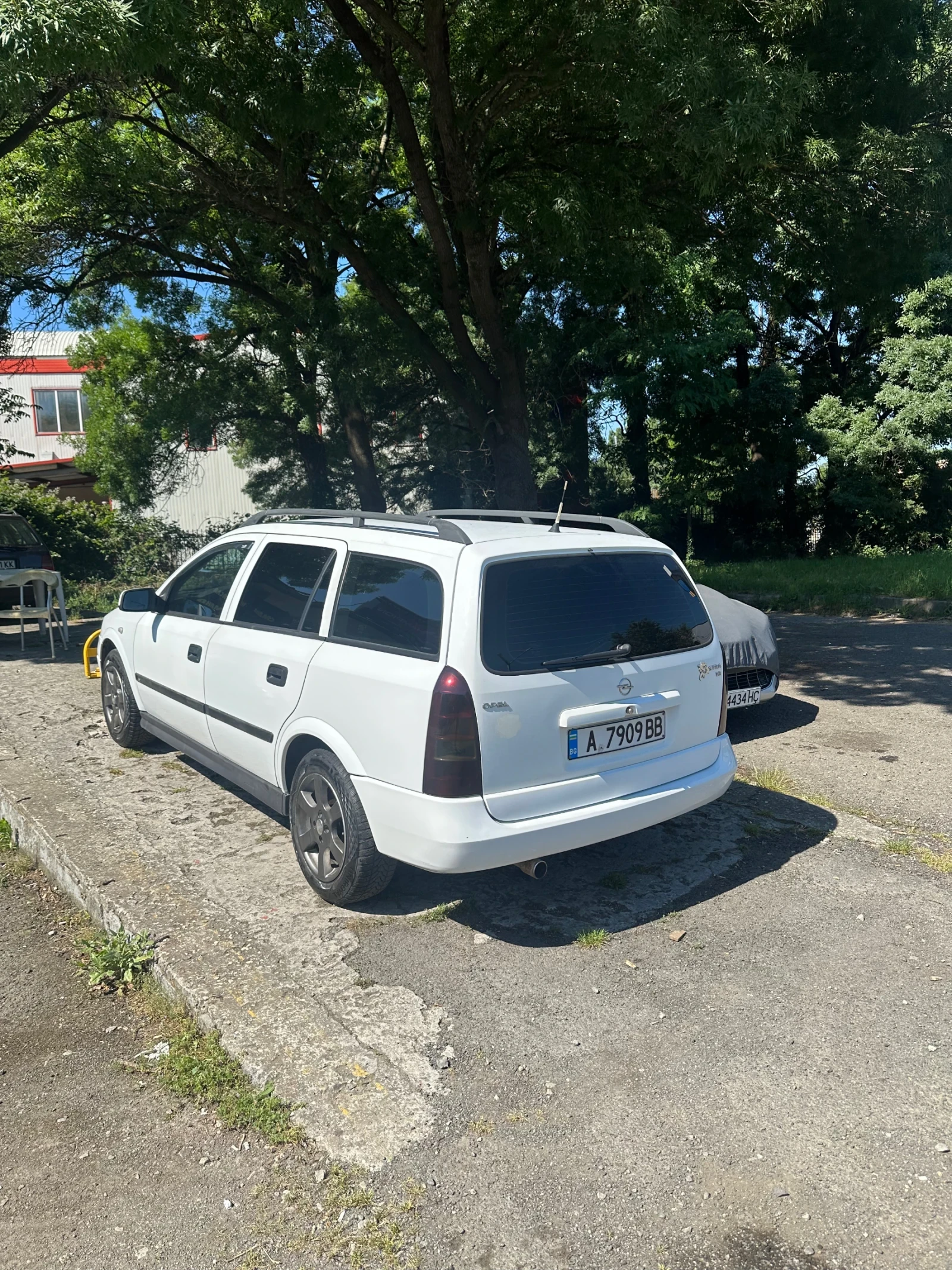 Opel Astra, снимка 3 - Автомобили и джипове - 55954679