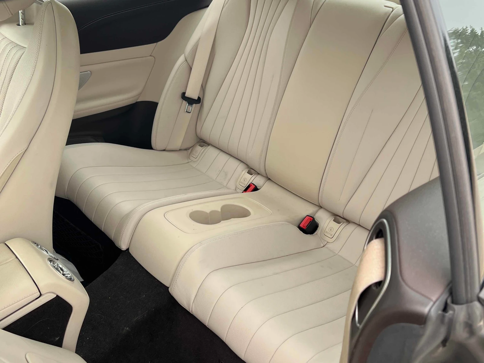 Mercedes-Benz E 400 4MATIC* DIS* BURMESTER* ОБДУХВАНЕ* , снимка 10 - Автомобили и джипове - 56033875