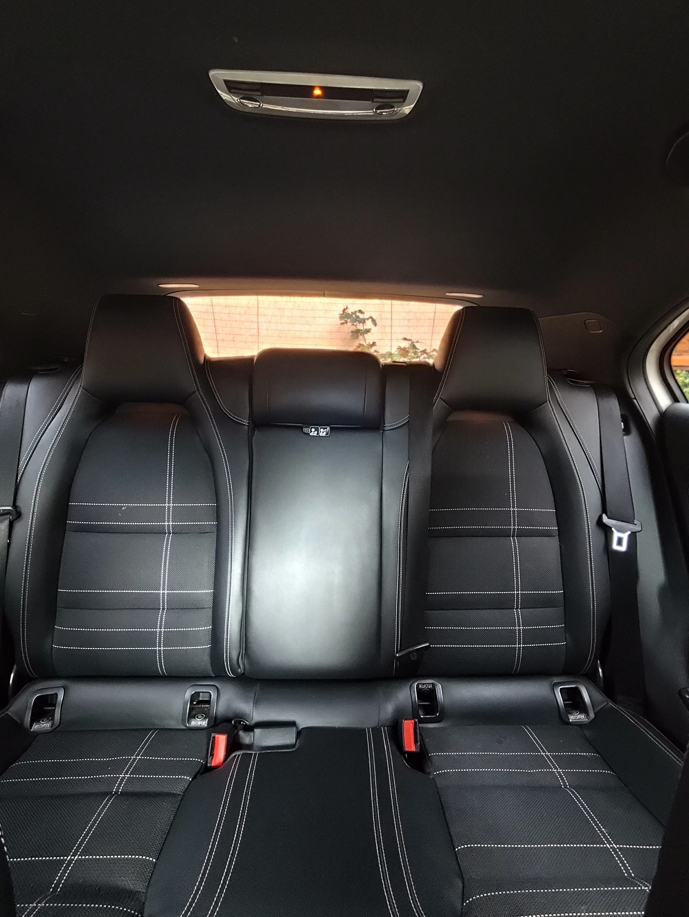 Mercedes-Benz A 250 Amg, снимка 7 - Автомобили и джипове - 56132988