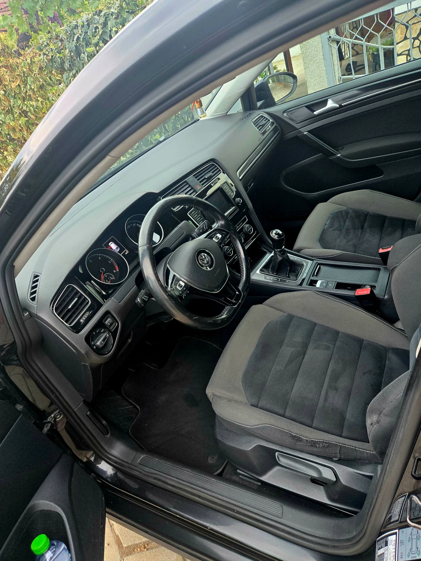 VW Golf 1.6tdi, снимка 11 - Автомобили и джипове - 56167558