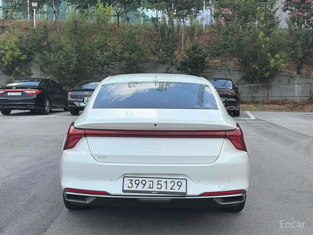 Kia K8 3.5* LPG* ПОДГРЕВ* ОБДУХВАНЕ* 360КАМЕРА* КЕЙЛЕС* , снимка 4 - Автомобили и джипове - 56183909