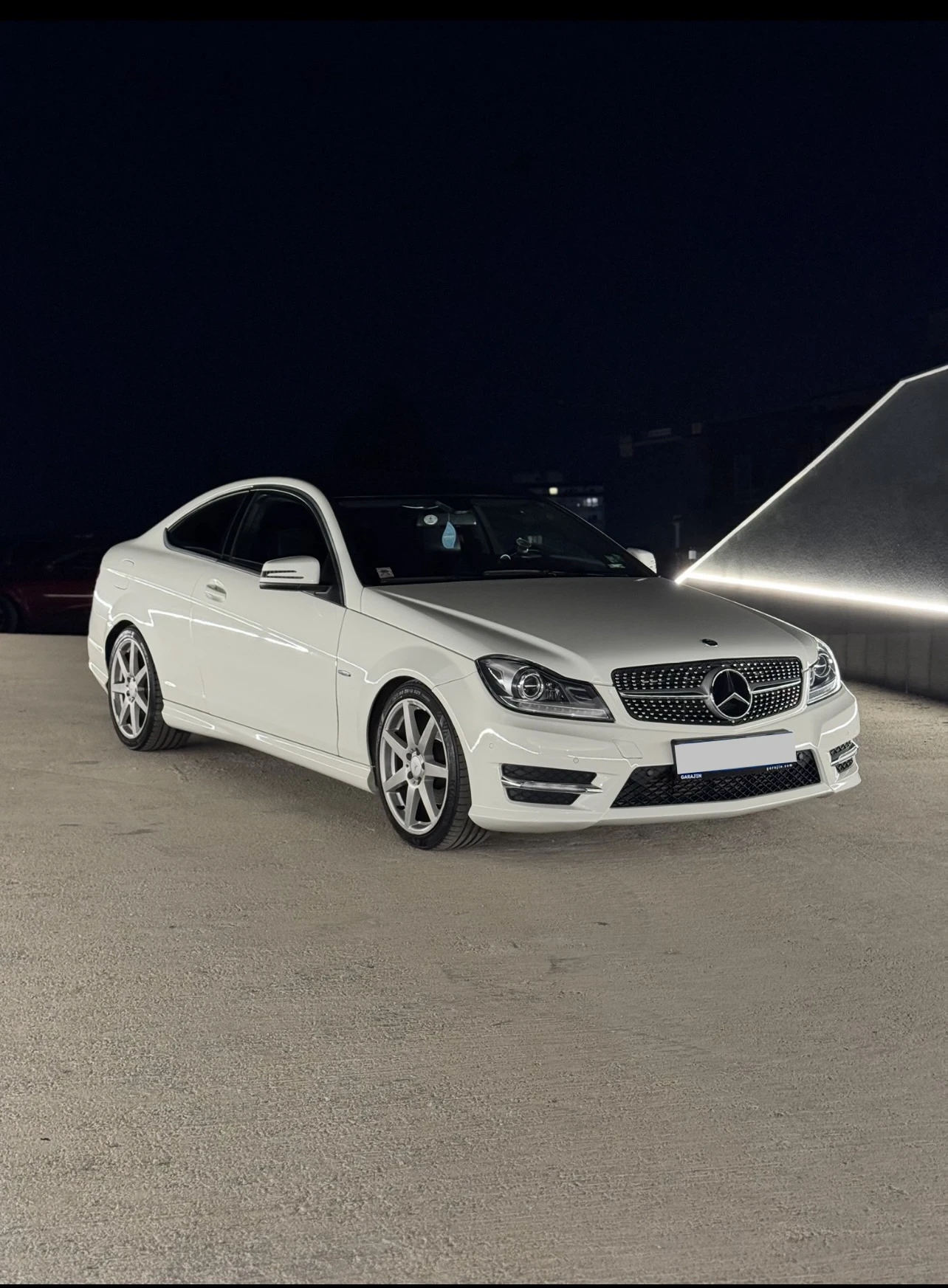 Mercedes-Benz C 180