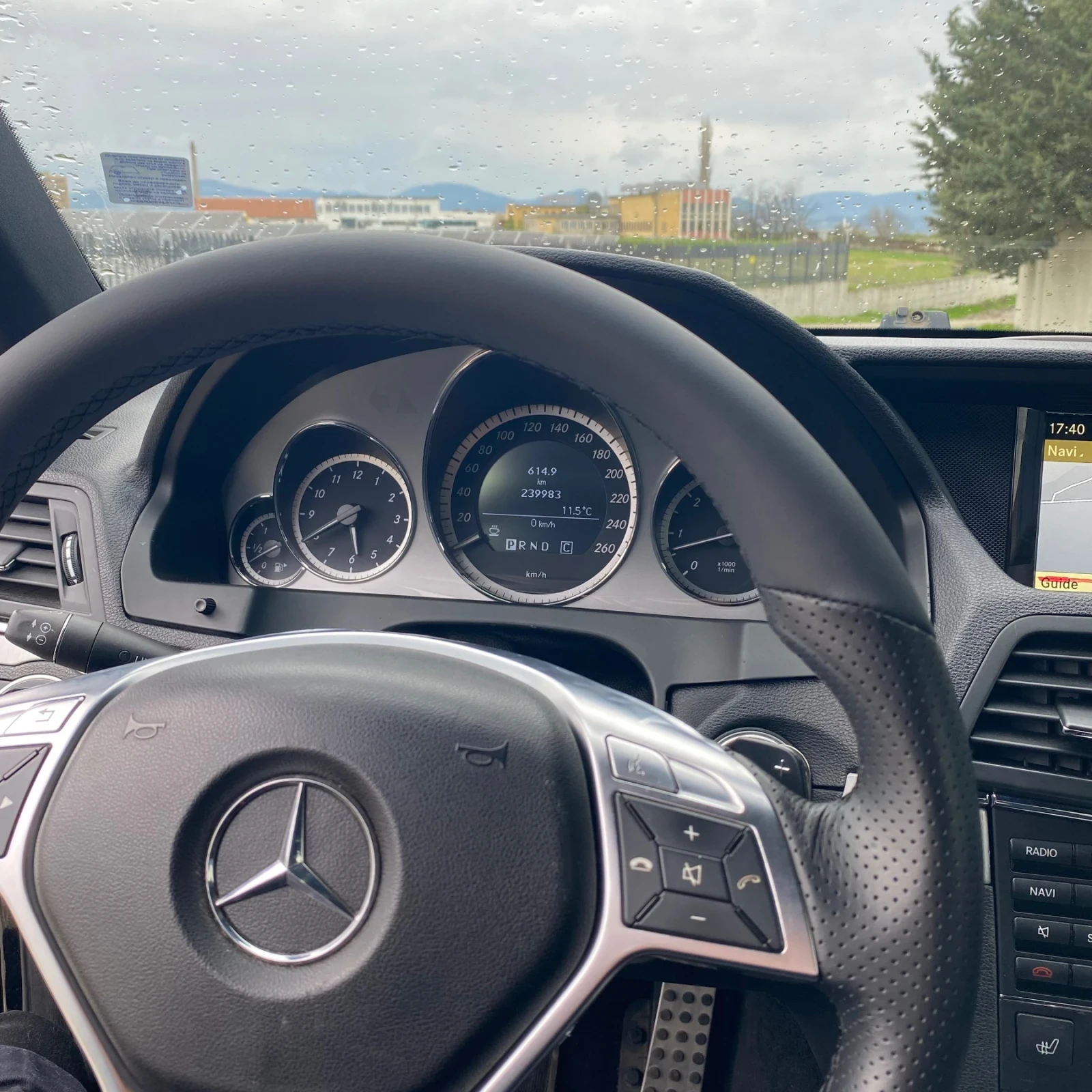 Mercedes-Benz E 350 AMG, снимка 10 - Автомобили и джипове - 56425927