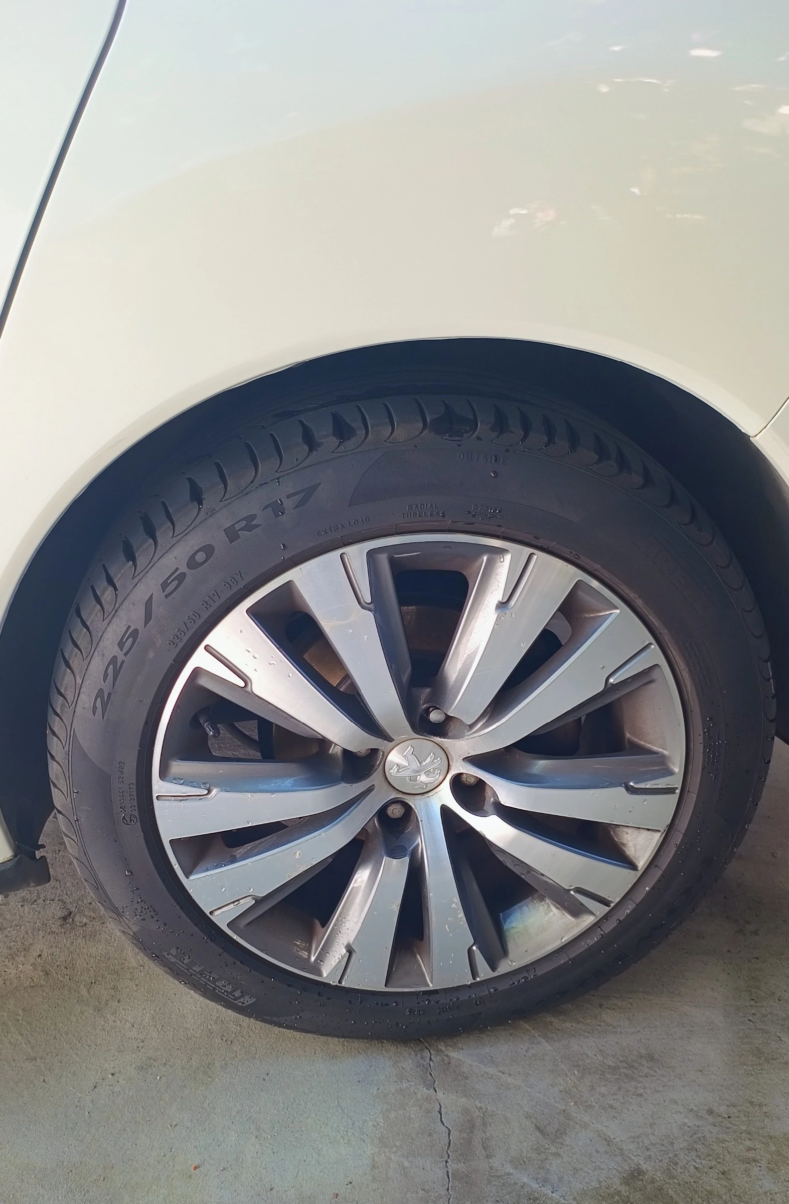 Peugeot 3008, снимка 5 - Автомобили и джипове - 56611531
