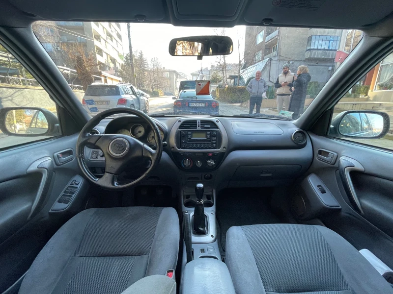 Toyota Rav4, снимка 3 - Автомобили и джипове - 47793245