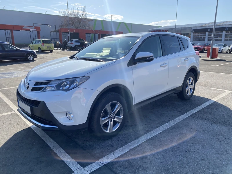 Toyota Rav4 2.2 D-4D AWD 150к.с Luxury, снимка 1 - Автомобили и джипове - 48911472