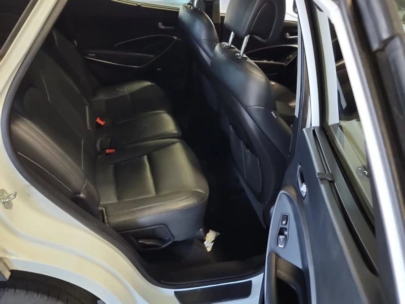 Hyundai Santa fe 2017 Luxury * CARFAX * БЕЗ ПЪРВОНАЧАЛНА ВНОСКА, снимка 13 - Автомобили и джипове - 52744899