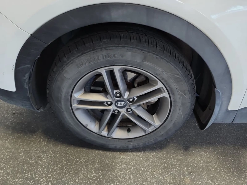 Hyundai Santa fe 2017 Luxury * CARFAX * БЕЗ ПЪРВОНАЧАЛНА ВНОСКА, снимка 6 - Автомобили и джипове - 52744899