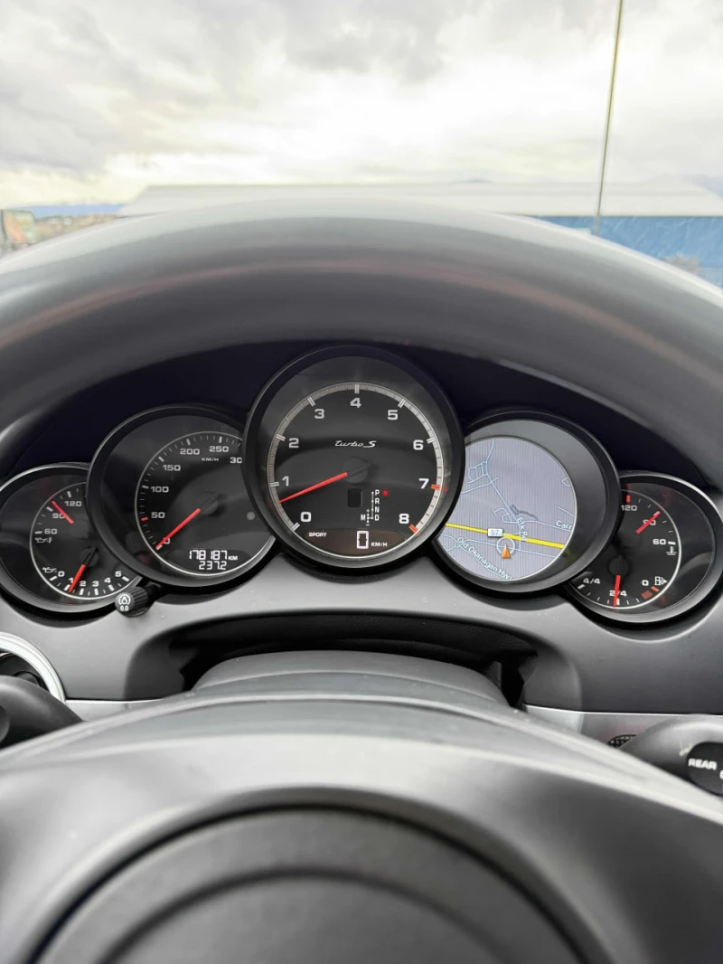 Porsche Cayenne CARFAX* АВТОФИНАНСИРАНЕ БЕЗ ПЪРВОНАЧАЛНА ВНОСКА, снимка 8 - Автомобили и джипове - 52846055