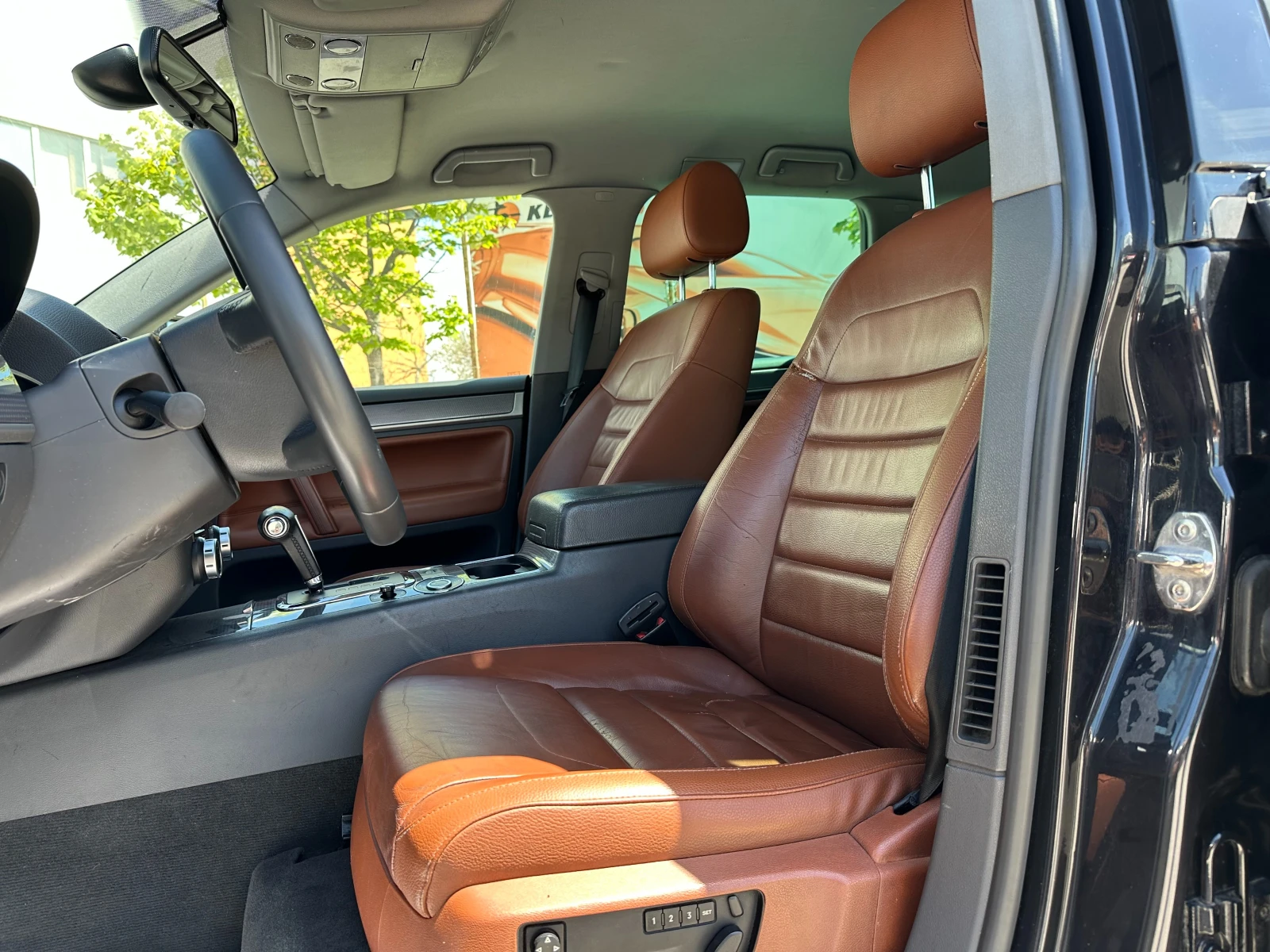 VW Touareg 3.0tdi FACELIFT/INDIVIDUAL - изображение 8