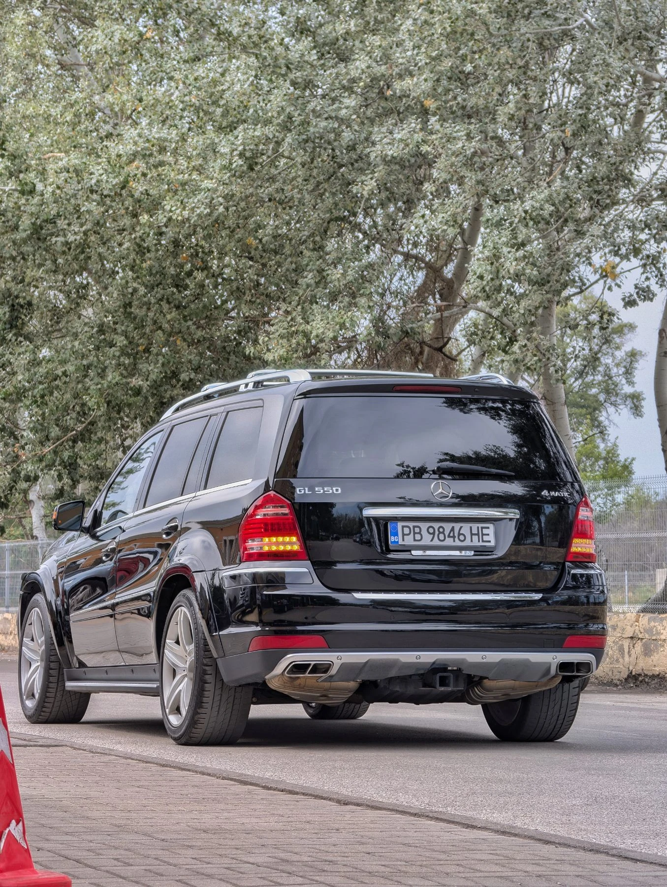 Mercedes-Benz GL 550 5.5 - изображение 3