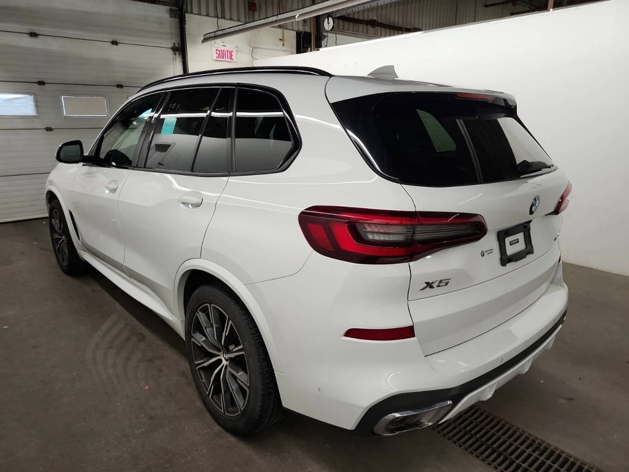 BMW X5 40I AWD * CARFAX * АвтоКредит * Цена до България*  - изображение 4