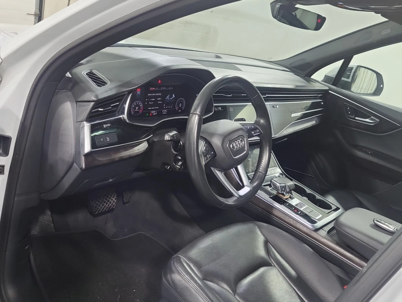 Audi Q7 * АВТО КРЕДИТ* ЦЕНА ДО БГ * CARFAX *  - изображение 9