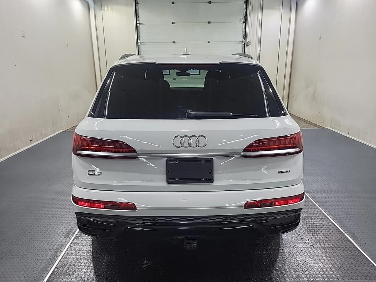 Audi Q7 * АВТО КРЕДИТ* ЦЕНА ДО БГ * CARFAX *  - изображение 5
