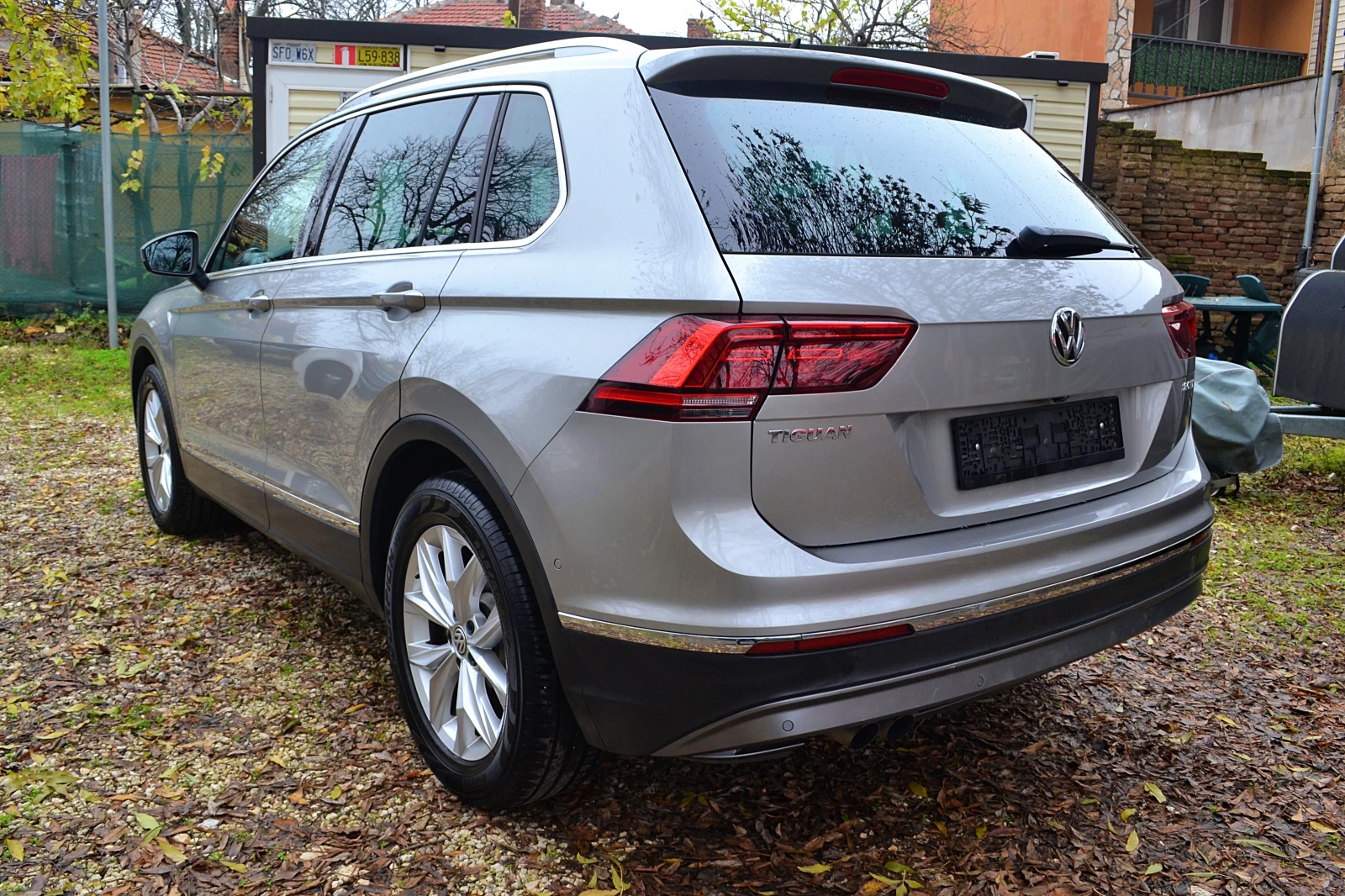 VW Tiguan 2.0 TDI Carat Edition | Mobile.bg   4