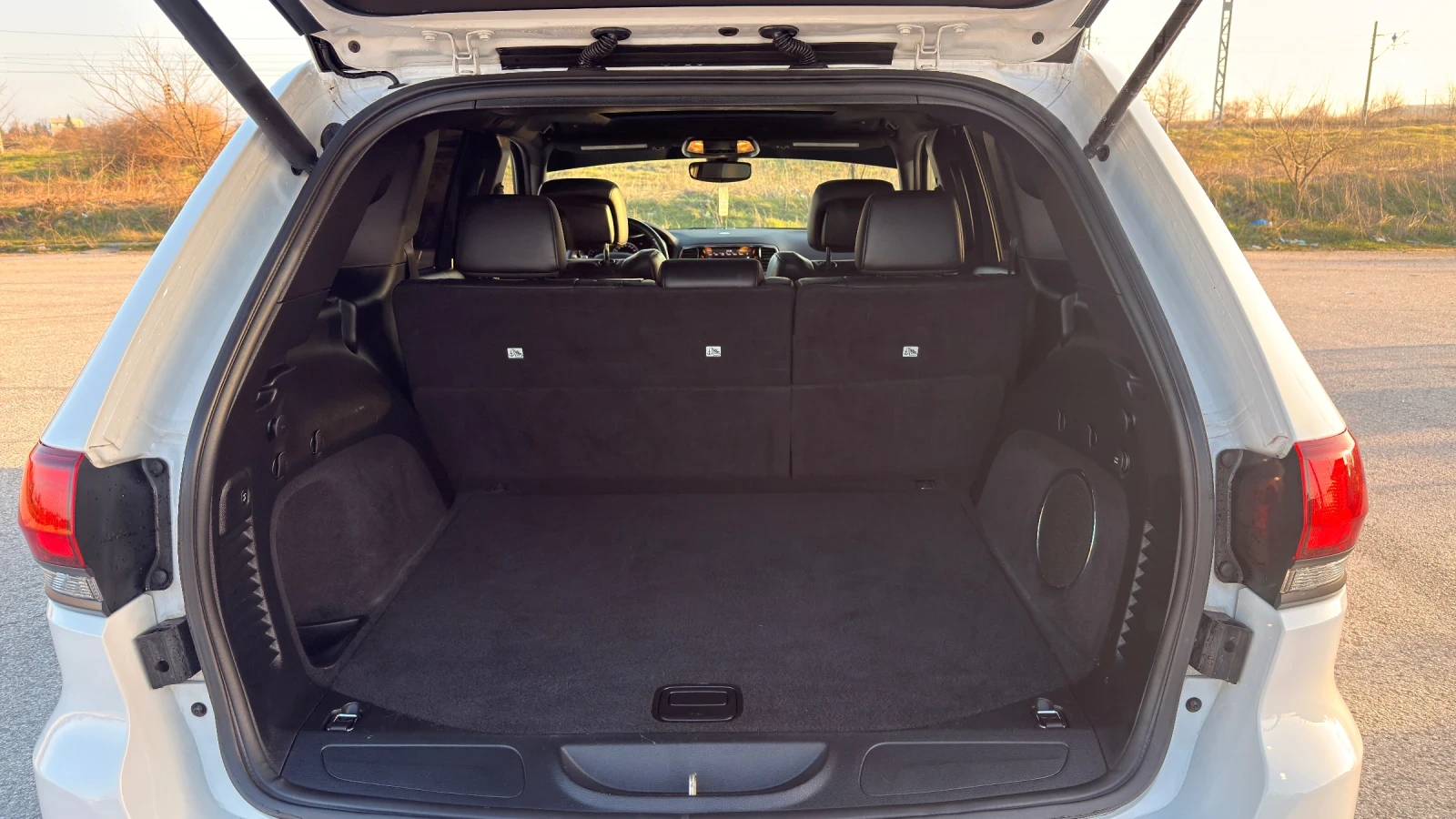 Jeep Grand cherokee 3.6 LIMITED X 2020, снимка 11 - Автомобили и джипове - 53208439