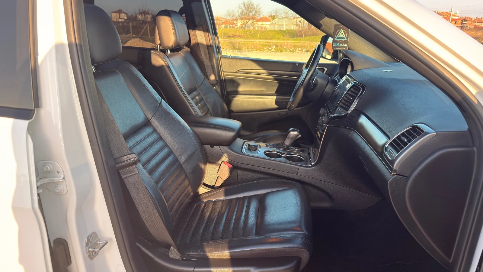 Jeep Grand cherokee 3.6 LIMITED X 2020, снимка 10 - Автомобили и джипове - 53208439