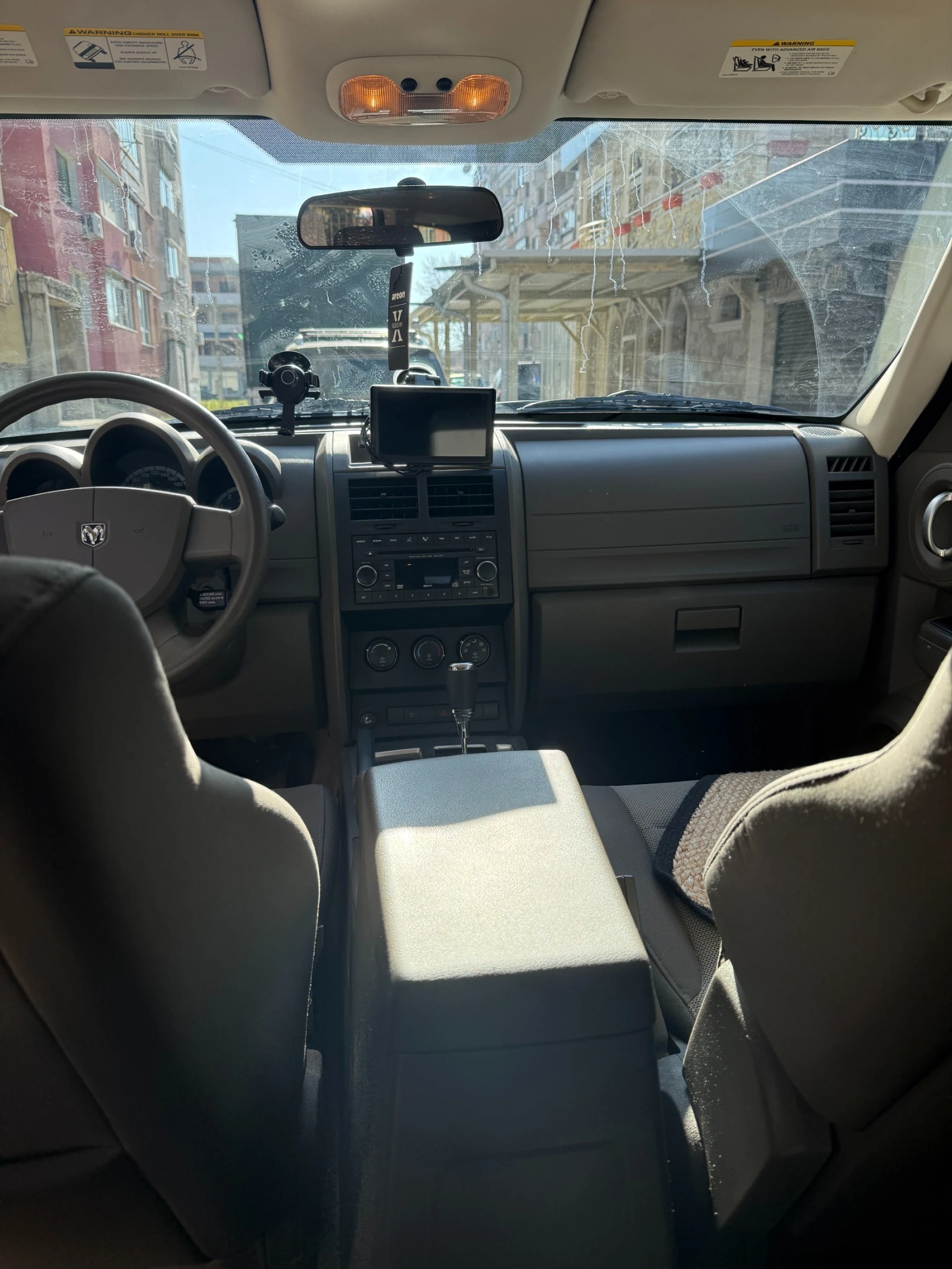 Dodge Nitro  - изображение 7