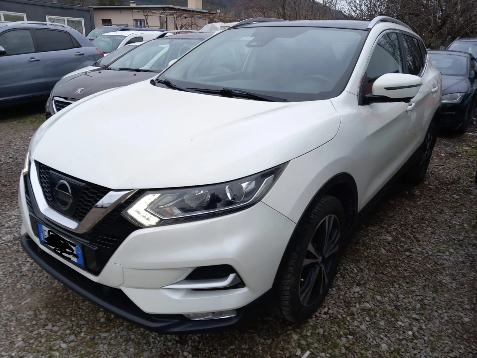 Nissan Qashqai 1.2I-���-FACE LIFT-TEKNA-360-������-����-�������� | Mobile.bg � ����������� 1