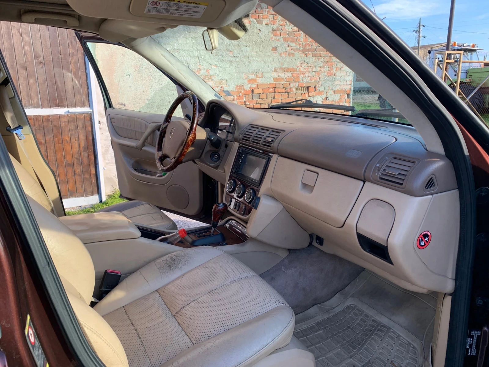 Mercedes-Benz ML 270, снимка 6 - Автомобили и джипове - 53772820