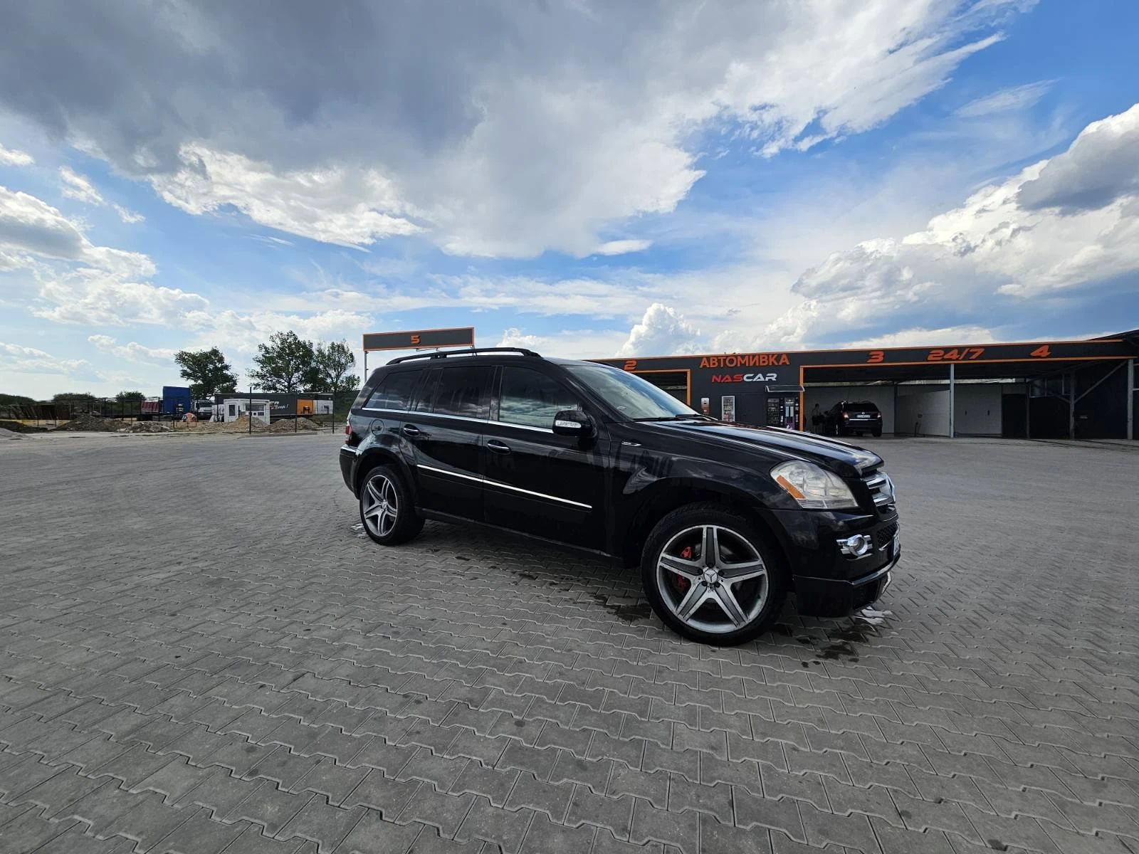 Mercedes-Benz GL 450, снимка 8 - Автомобили и джипове - 54318985