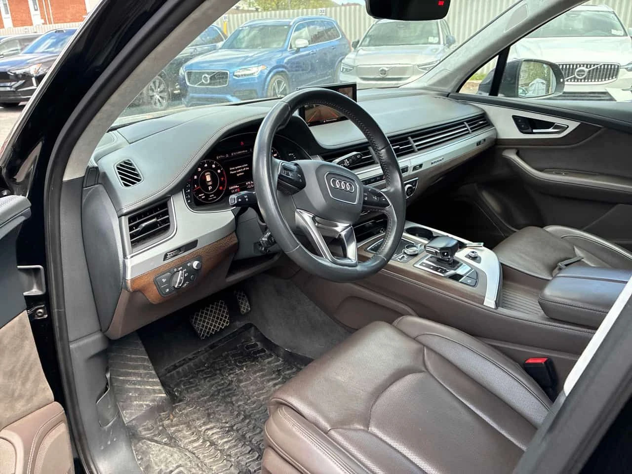 Audi Q7 TECHNIK/ДИСТРОНИК/ПОДГРЕВ/ОБДУХ/360/ФИНАНСИРАНЕ, снимка 6 - Автомобили и джипове - 54580863
