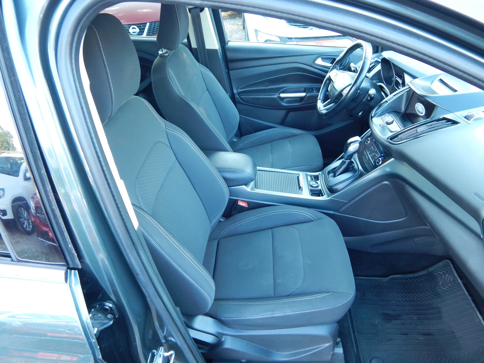 Ford Kuga 2.0D* 100000km.* 4х4* , снимка 16 - Автомобили и джипове - 55800299