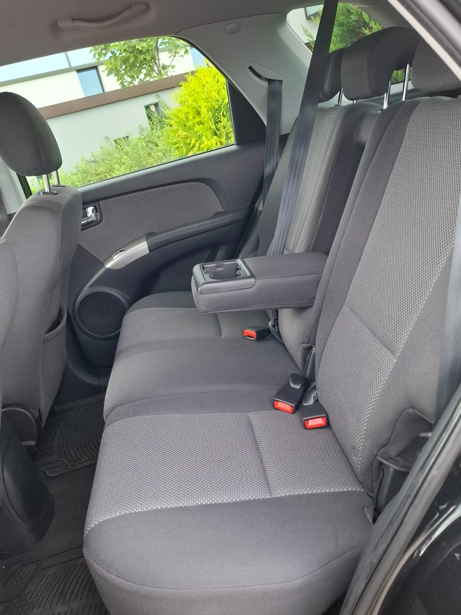 Kia Sportage 2.0CRDI* (150кс)* 4X4* FACELIFT* НОВ ВНОС* , снимка 17 - Автомобили и джипове - 55804397