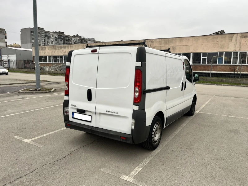 Opel Vivaro, снимка 3 - Бусове и автобуси - 53306129