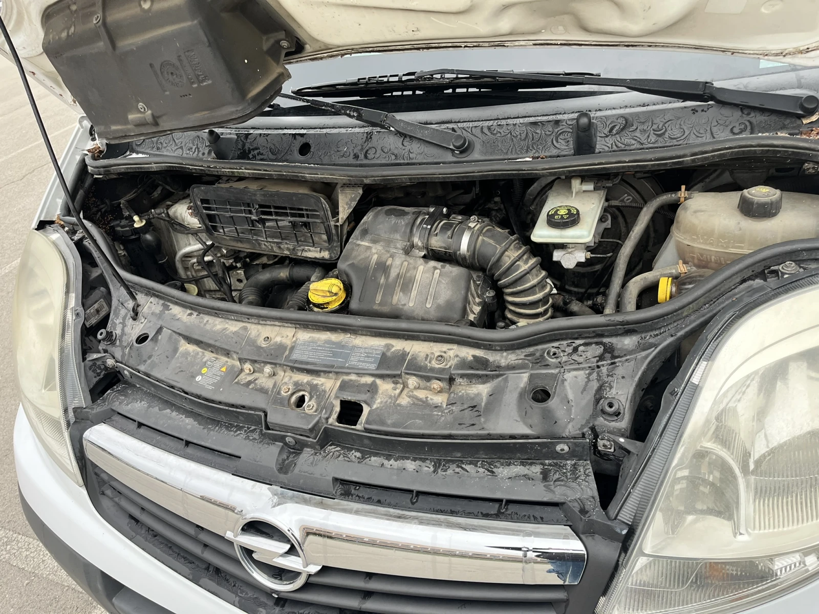 Opel Vivaro  - изображение 8